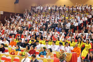 Các đại biểu thống nhất nhiều mục tiêu, nhiệm vụ để Vĩnh Long bứt phá trong nhiệm kỳ 2025 - 2030. Ảnh: Phạm Trung.