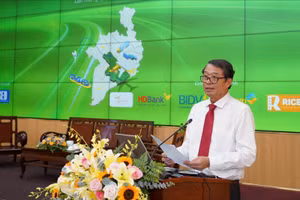 Ông Nguyễn Văn Khởi - Phó Chủ tịch UBND TP Cần Thơ phát biểu tại diễn đàn.