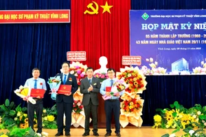 Trường ĐH Sư phạm Kỹ thuật Vĩnh Long có thêm 3 Phó Giáo sư, nâng tổng số Phó Giáo sư của nhà trường lên 20 người.