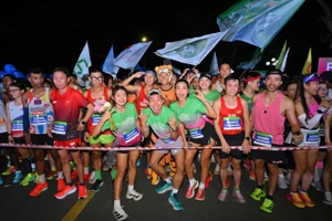 Hơn 12.000 VĐV tham gia giải VPBank Đất Sen Hồng Music Marathon 2025.