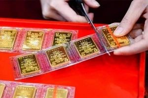 Giá vàng hôm nay 7/11 đảo chiều tăng trở lại 900 ngàn đồng, thế giới tiếp tăng