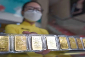 Giá vàng hôm nay 12/6 tiếp đà tăng mạnh tiến sát mốc 120 triệu đồng/lượng