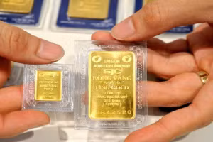 Giá vàng hôm nay 27/3: Đồng loạt giảm