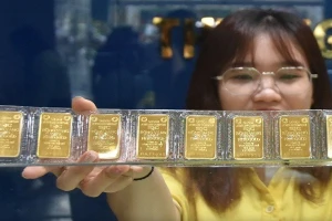Giá vàng ngày đầu tuần 8/9 trong nước giữ nguyên, thế giới nhích nhẹ