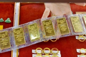 Giá vàng hôm nay 28/10 giảm 800 ngàn đồng/lượng, thế giới trượt mốc 4.000 USD