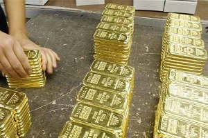 Giá vàng hôm nay 31/5 quay đầu tăng 500 ngàn đồng/lượng, thế giới tiếp đà giảm