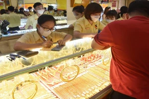 Giá vàng hôm nay 26/3: Trong nước và thế giới đều tăng mạnh