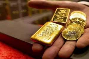 Giá vàng hôm nay 8/5 trong nước đi ngang, thế giới quay đầu giảm nhẹ