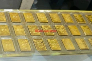 Giá vàng ngày đầu tuần 26/1 ổn định trên mức 174 đồng/lượng, thế giới đi ngang