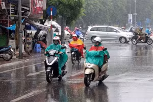 Thời tiết hôm nay 15/5: Bắc Bộ mưa rào và dông rải rác, Nam Bộ mưa rào vài nơi