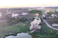 Giải cứu Pokrovsk và câu chuyện tổ ong ở Donbass