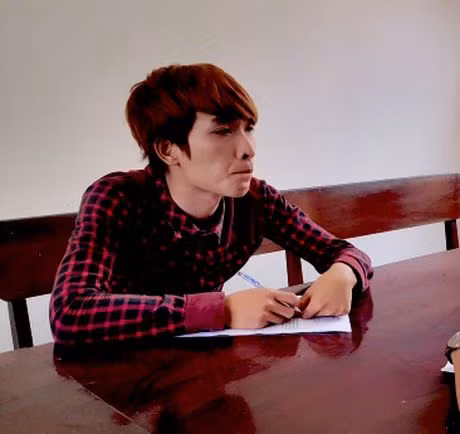 Cai gia phai tra cua cau trai rut con danh ban gai gay 4 chiec rang - Anh 1