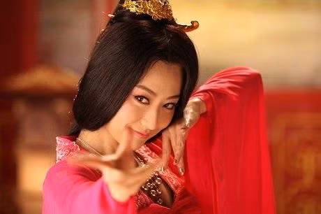 So menh ky la cua ba hoang co 6 doi chong trong lich su TQ - Anh 5