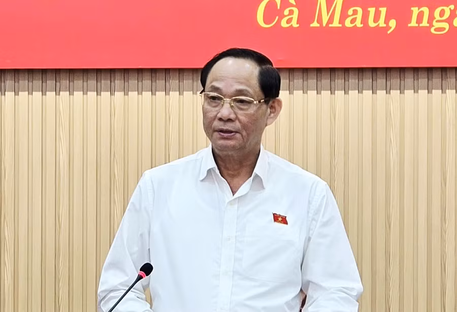 Thượng tướng Trần Quang Phương, Phó Chủ tịch Quốc hội kiểm tra công tác bầu cử tại Cà Mau.