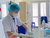 Sinh viên Trường Cao đẳng Dược Hà Nội thực tập tại bệnh viện phổi Trung ương.