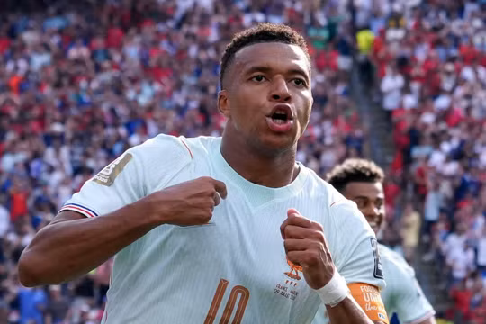 Mbappe bắt kịp Messi, Pháp lần thứ 3 liên tiếp vào bán kết World Cup