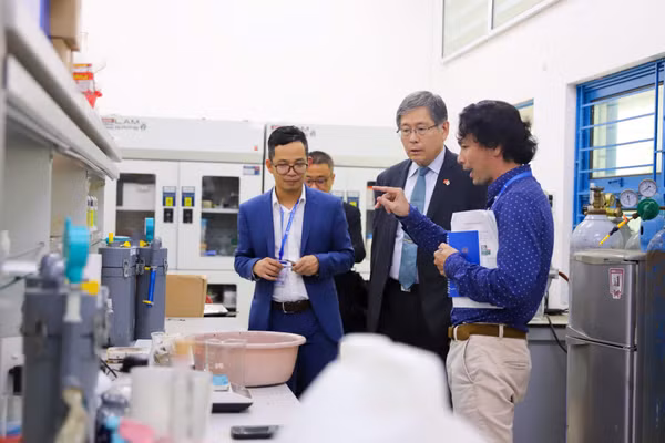 Mở rộng cánh cửa du học và việc làm cho sinh viên Trường Đại học Quy Nhơn
