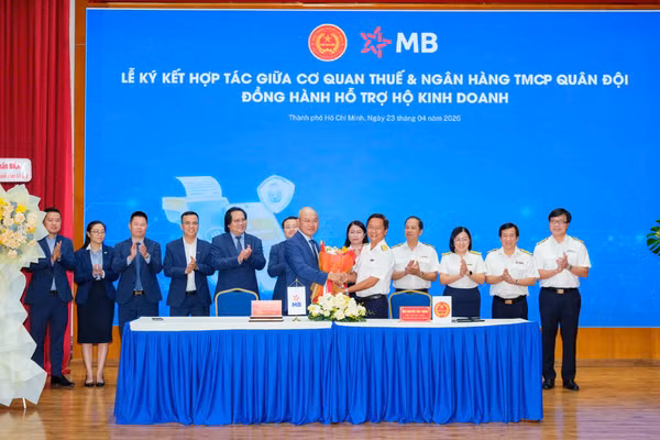 Các bên ký kết hợp tác. 