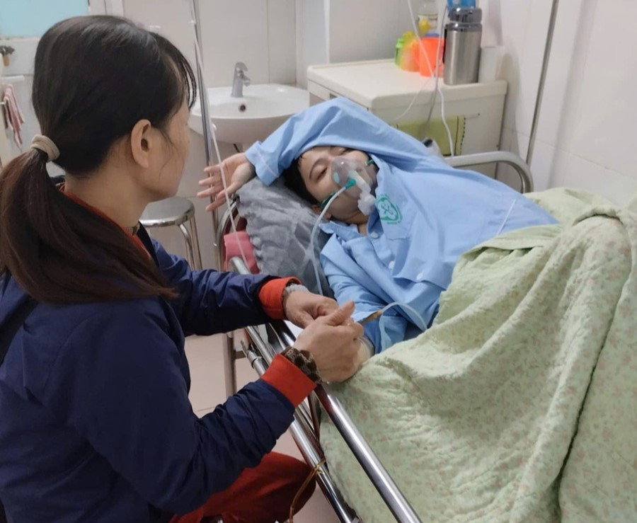 Nhiều sẻ chia từ bạn đọc Báo GD&TĐ cùng các nhà hảo tâm dành cho hoàn cảnh của chị Chương.