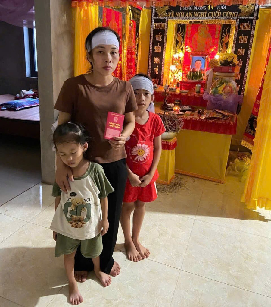 Chị Hương vẫn chưa hết bàng hoàng về sự ra đi đột ngột của chồng. z6985677552602-765266a34696c91a414946d360ebd7d0.jpg