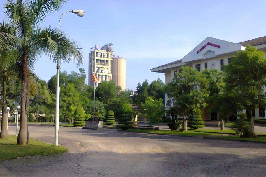 Khuôn viên của Nhà máy đảm bảo xanh, sạch. sg.jpg