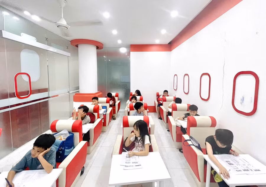 Mô hình phòng học khoang máy bay đầu tiên tại Hà Tĩnh.