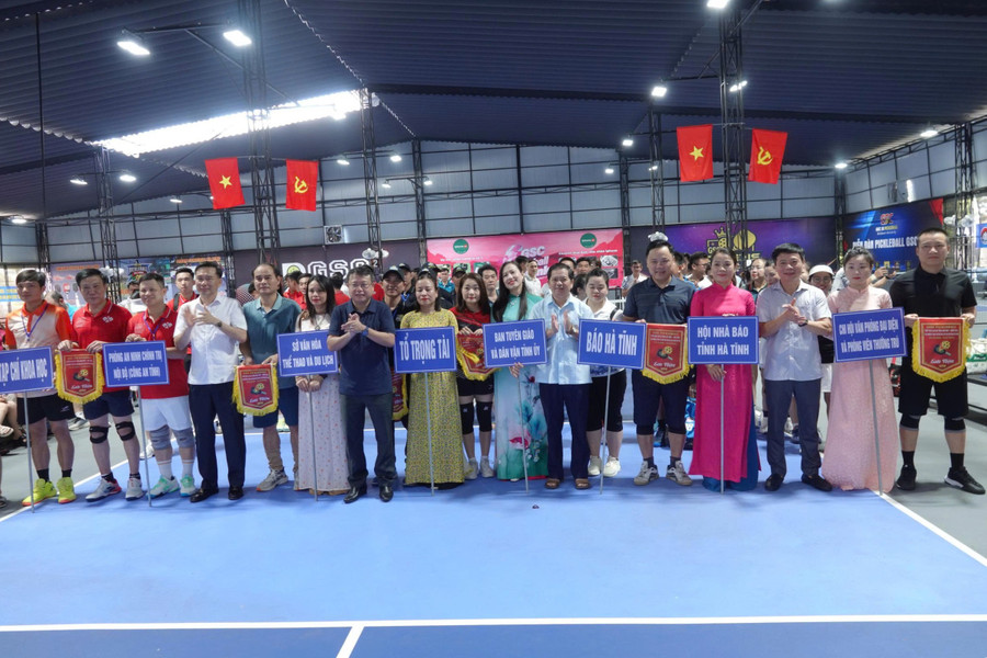 Giải đấu thu hút gần 100 VĐV hoạt động trong lĩnh vực báo chí trên địa bàn Hà Tĩnh. z6680945157855-d94102c0dc22251d982175cc2b9e95e5.jpg