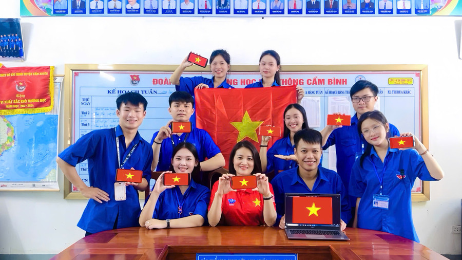 Bí thư Chi đoàn 12A6 luôn là người truyền cảm hứng, kết nối tập thể trong các hoạt động phong trào tại trường. 549066326369d6378f78.jpg