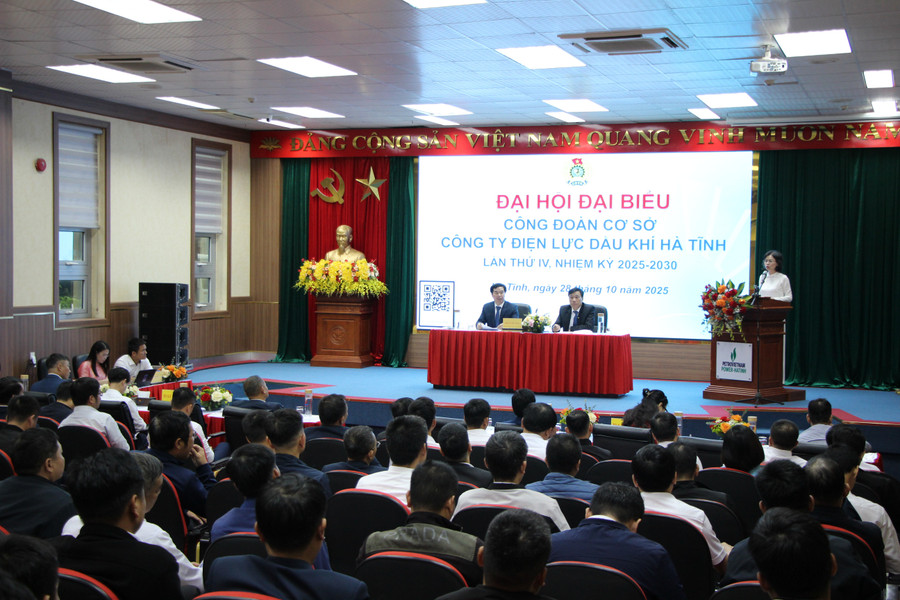 Đại hội lần IV khẳng định tinh thần đoàn kết, đổi mới và chăm lo thiết thực cho người lao động. img-5569.jpg