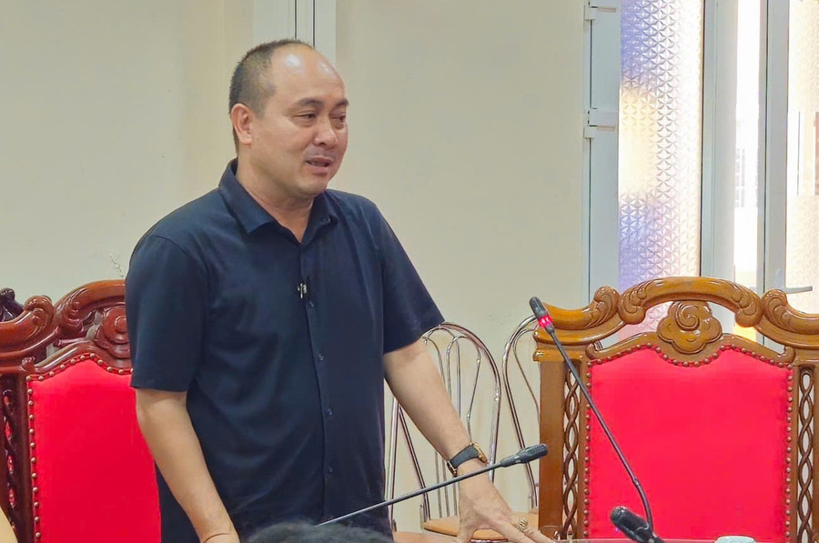 Đại diện Công ty Thanh Tùng 2 phát biểu tại buổi trao quà. 2-2.jpg