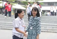 Nụ cười rạng rỡ của thí sinh Hà Nội sau kỳ thi vào lớp 10