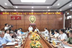 Quang cảnh buổi làm việc.