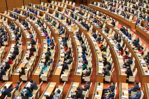 Với 461/465 đại biểu Quốc hội có mặt tán thành, Quốc hội đã thông qua Nghị quyết của Quốc hội về việc sắp xếp đơn vị hành chính cấp tỉnh năm 2025.