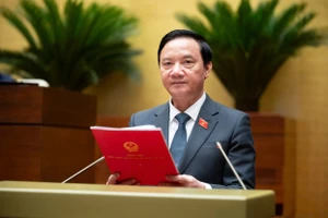Phó Chủ tịch Quốc hội Nguyễn Khắc Định.
