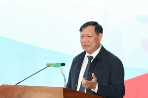 Thứ trưởng Bộ Y Tế Đỗ Xuân Tuyên. Ảnh: Trần Minh.
