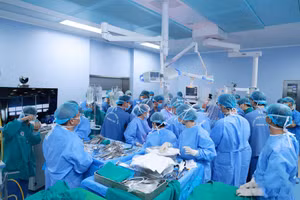 Một ca lấy – ghép tạng được thực hiện bởi các bác sĩ Bệnh viện Trung ương Quân đội 108 (BVCC).