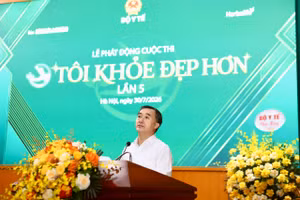 Thứ trưởng Bộ Y tế, GS.TS Trần Văn Thuấn.