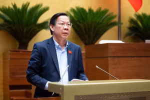 Chủ nhiệm Uỷ ban Kinh tế và Tài chính của Quốc hội Phan Văn Mãi.