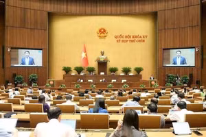 Bộ trưởng Bộ Tài chính Nguyễn Văn Thắng trình bày Báo cáo quyết toán ngân sách Nhà nước năm 2023.