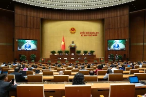 Toàn cảnh phiên thảo luận ngày 28/10. 