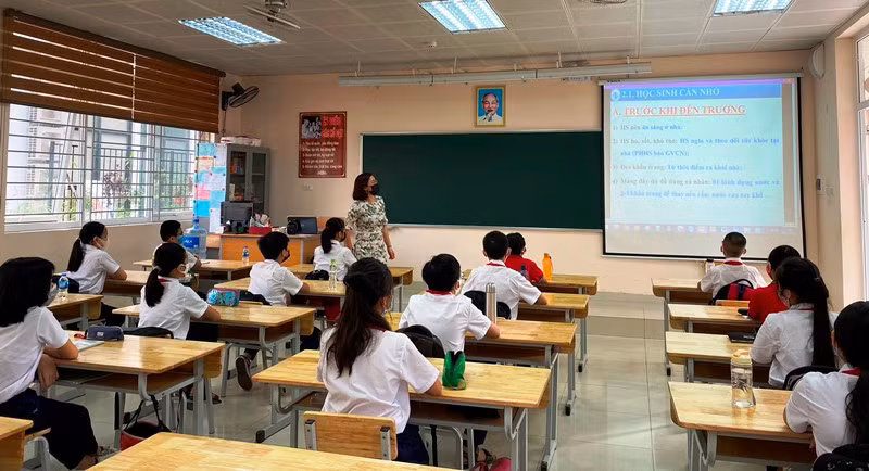 Các trường khẩn trương ổn định nền nếp dạy học.