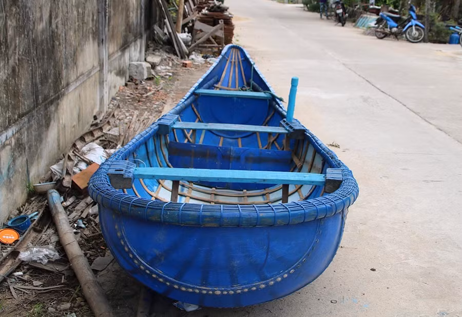 Các kiểu “Thuyền trăng Hàn Mặc Tử”