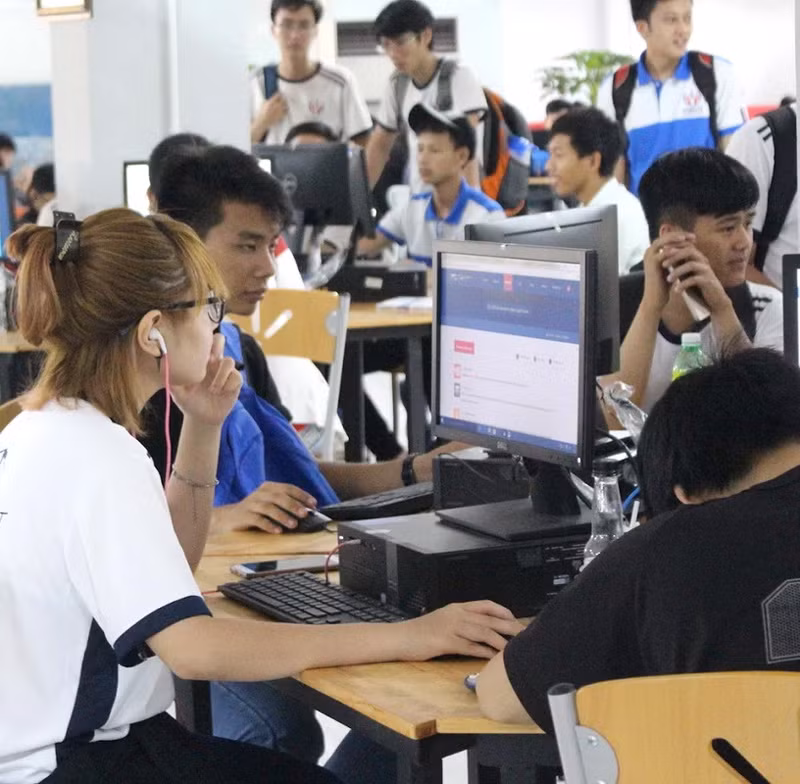 Liên kết giúp sinh viên ĐH Nguyễn Tất Thành có cơ hội tiếp cận với hệ thống cơ sở vật chất hiện đại của HCMUTE