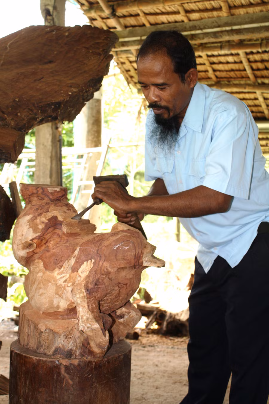 Nghệ nhân Thạch Buôl