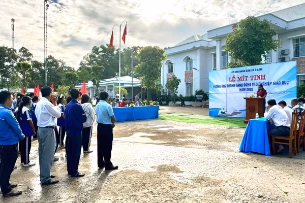 Xã Ô Lâm (tỉnh An Giang) mít tinh hưởng ứng "Ngày toàn dân đưa trẻ đến trường" năm 2026.