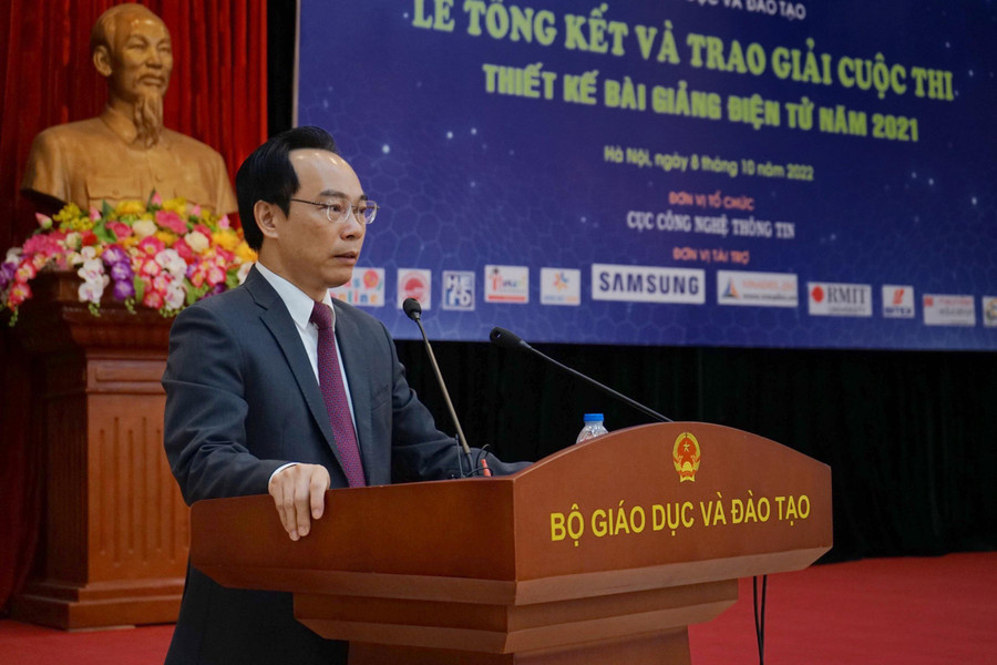 Thứ trưởng Hoàng Minh Sơn phát biểu tại buổi lễ. Thứ trưởng Hoàng Minh Sơn phát biểu tại buổi lễ.