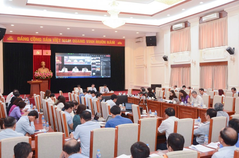 Quang cảnh Hội thảo khoa học tổng kết 10 năm thực hiện NQ 29-NQ/TW về đổi mới căn bản, toàn diện GD&ĐT. Quang cảnh Hội thảo khoa học tổng kết 10 năm thực hiện NQ 29-NQ/TW về đổi mới căn bản, toàn diện GD&ĐT.