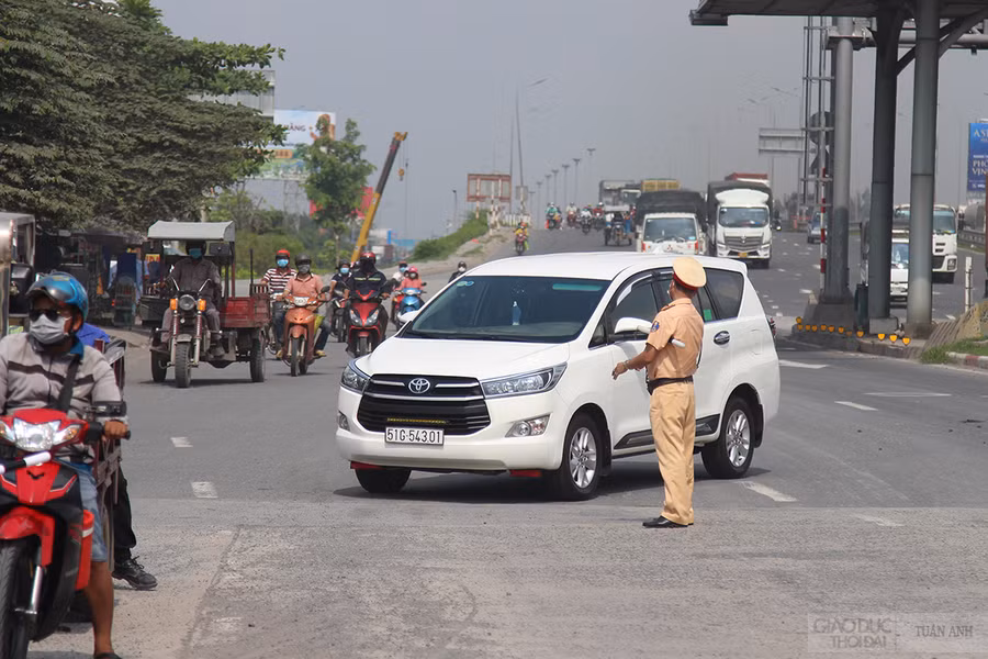 Nếu người lao động, di chuyển giữa Đồng Nai và TP Hồ Chí Minh không thực hiện nghiêm các quy định phòng dịch, sẽ phải cách ly y tế theo quy định của UBND tỉnh.