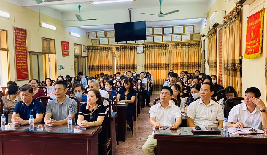 Quang cảnh hội nghị.