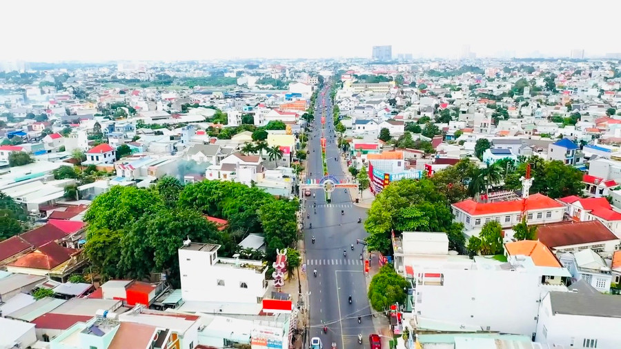 TP Dĩ An có tốc độ đô thị hóa nhanh. TP Dĩ An có tốc độ đô thị hóa nhanh.